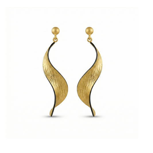 Alison Mariot Nyxra earrings in 18K gold vermeil with black enamel