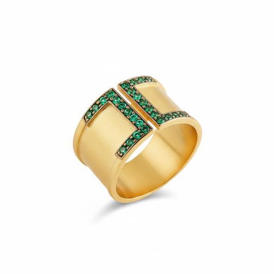 Alison Mariot Ephyra ring in 18K gold vermeil with green Swarovski crystals
