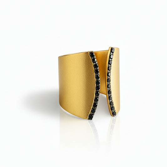 Alison Mariot Selenis ring in 18K gold vermeil with Swarovski crystals