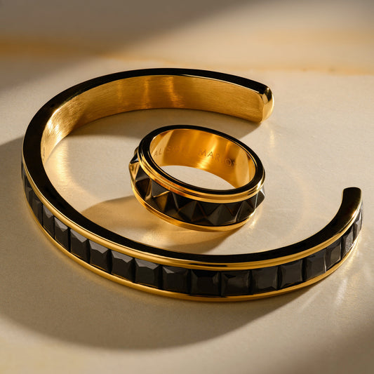 Alison Mariot Inno set in 316L steel with 18K gold PVD and black rhodium