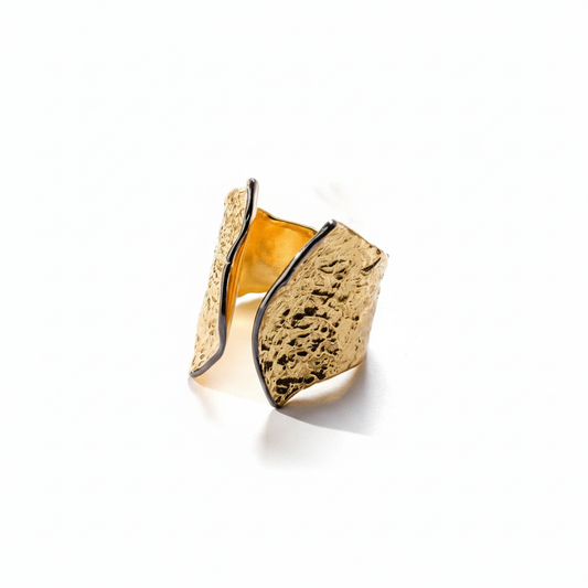 Alison Mariot Dione open ring in 18K gold vermeil with black rhodium accents