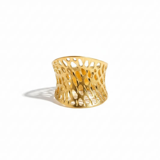 Alison Mariot Photea Kyma open ring in 18K gold vermeil