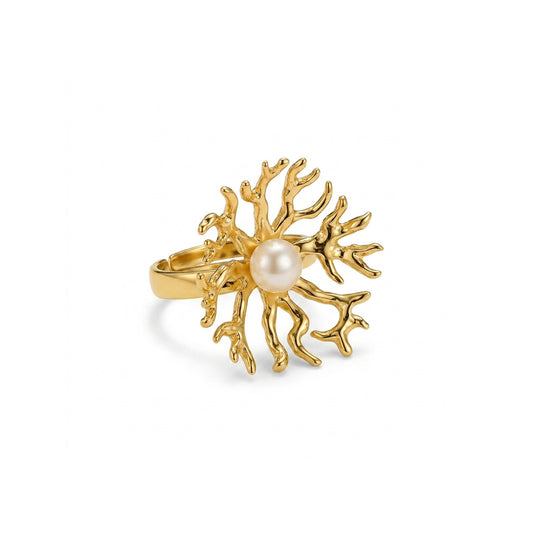 Alison Mariot Thalassia ring in 18K gold vermeil with natural pearl