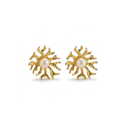 Alison Mariot Thalassia earrings in 18K gold vermeil with natural pearl