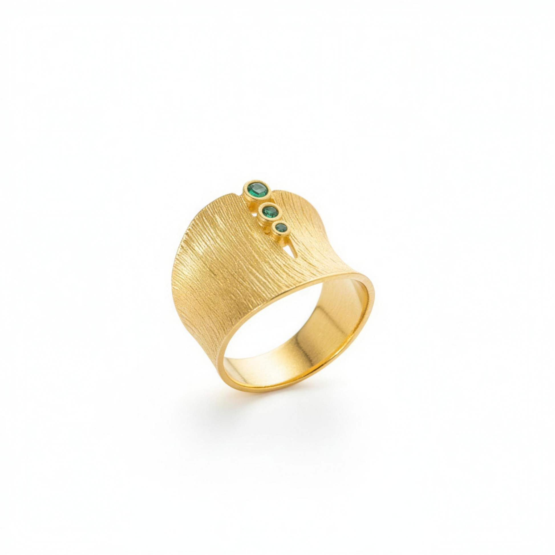 Alison Mariot Nemora ring in 18K gold vermeil with green Swarovski crystal