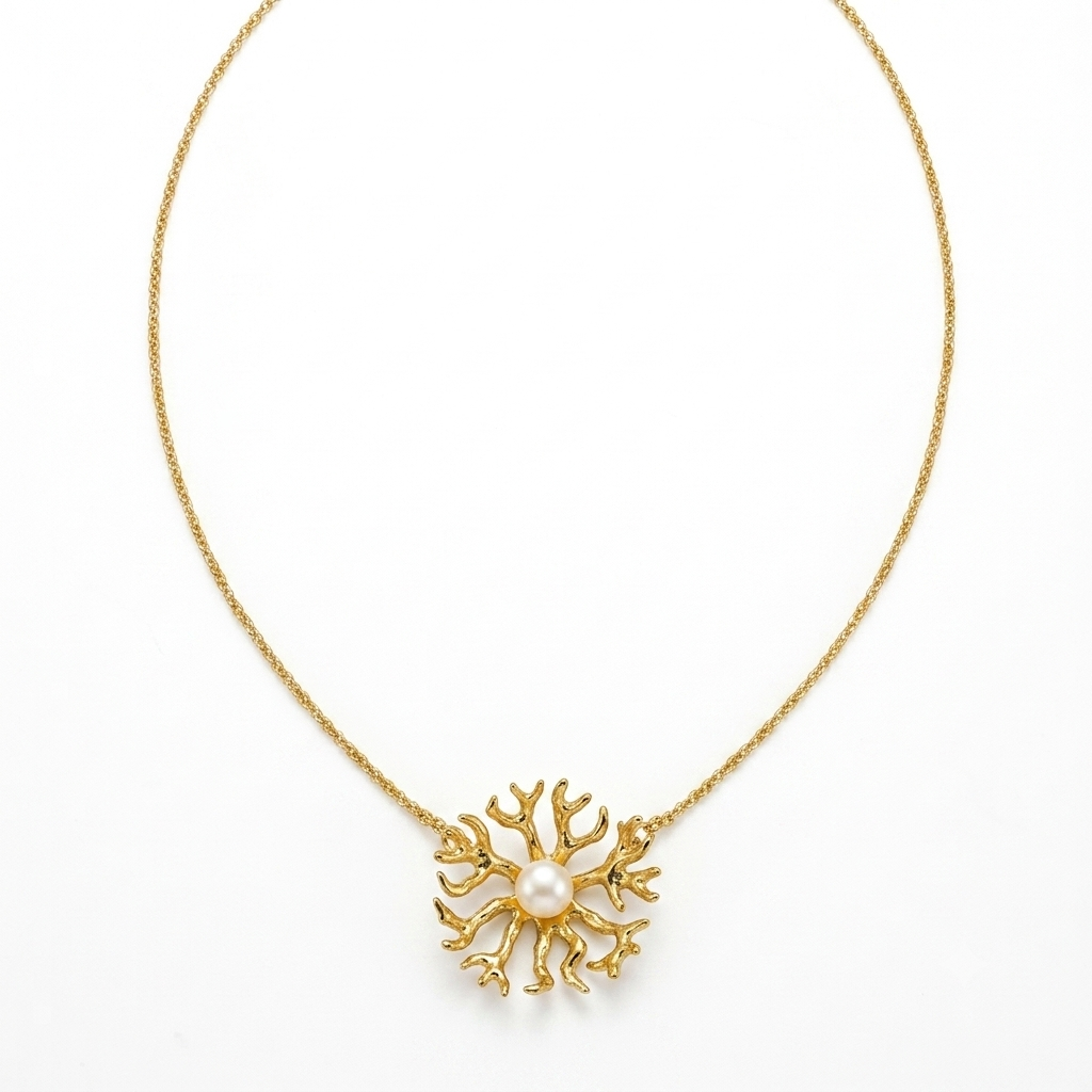 Alison Mariot Thalassia necklace in 18K gold vermeil with natural pearl
