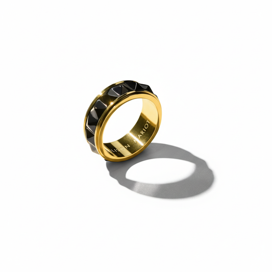 Pyramid Band Ring
