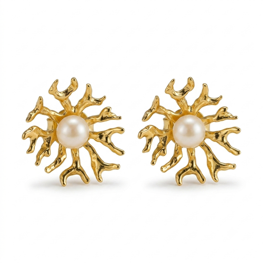 Alison Mariot Thalassia earrings in 18K gold vermeil with natural pearl