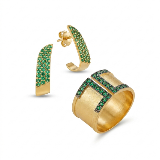 Alison Mariot Ephyra ring and earrings in 18K gold vermeil with green Swarovski crystals