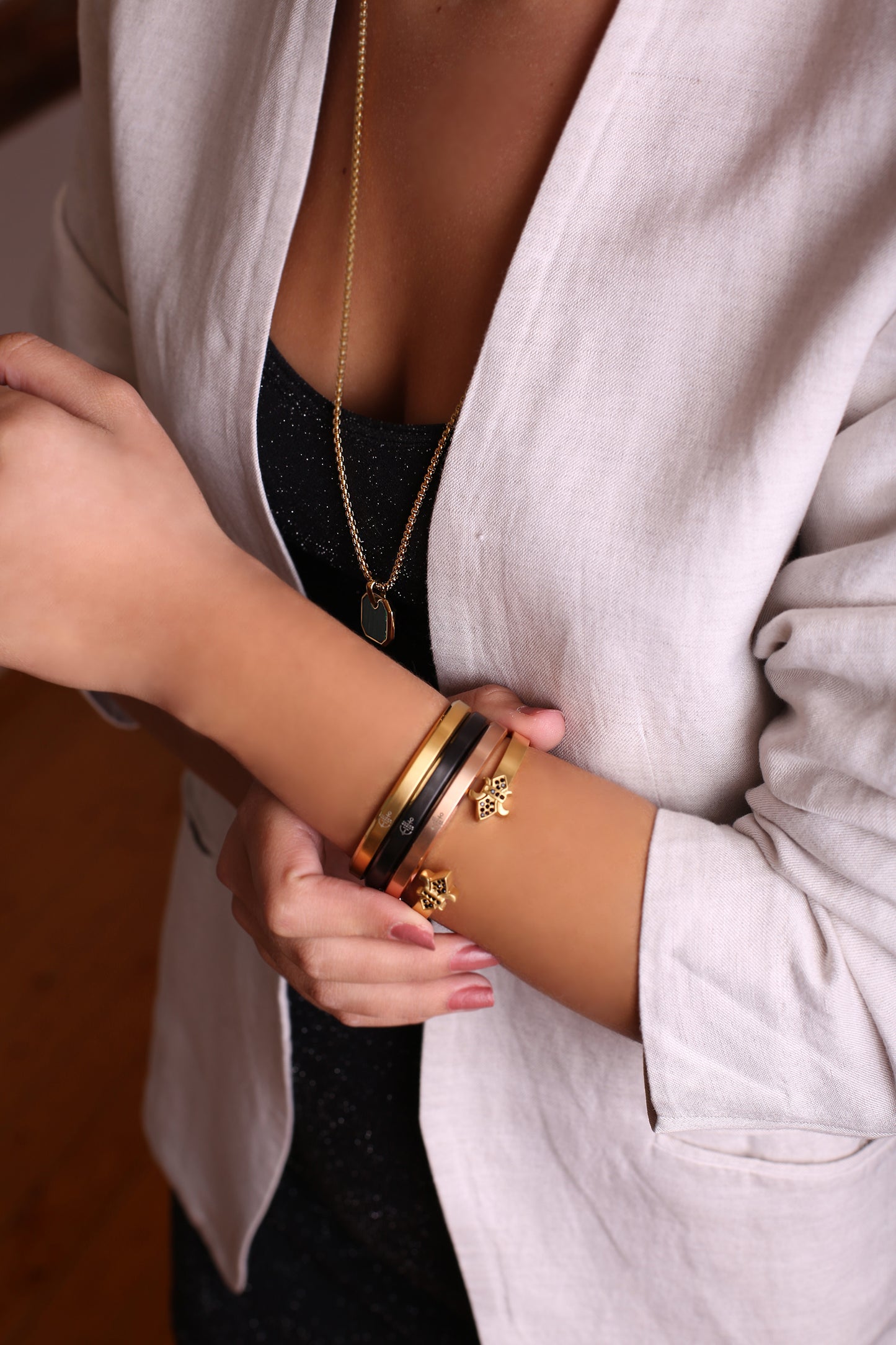 Fleur-De-Lis Bangle