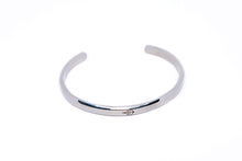 Load image into Gallery viewer, Silver Alison Bangle