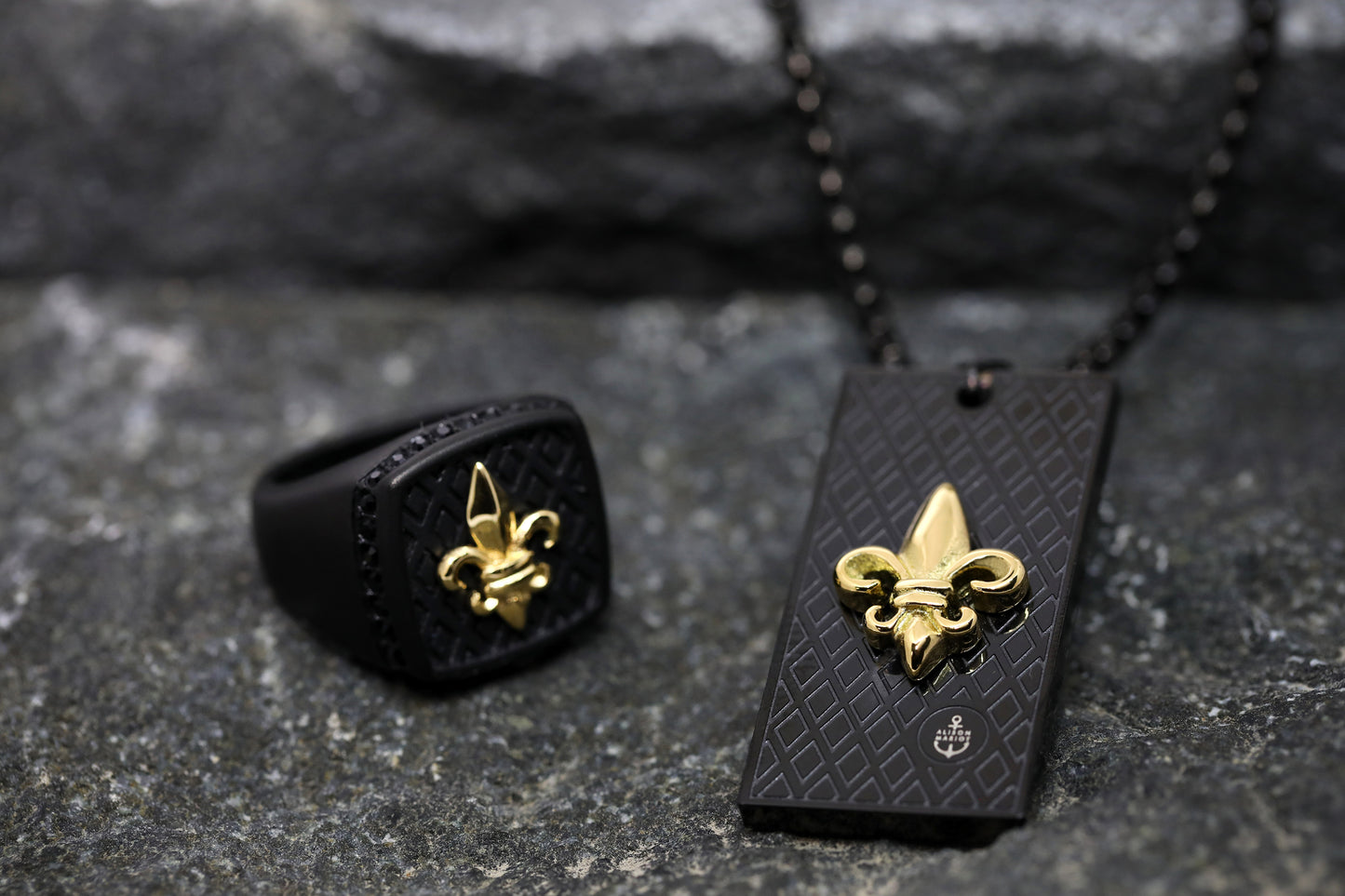 Fleur-De-Lis Set