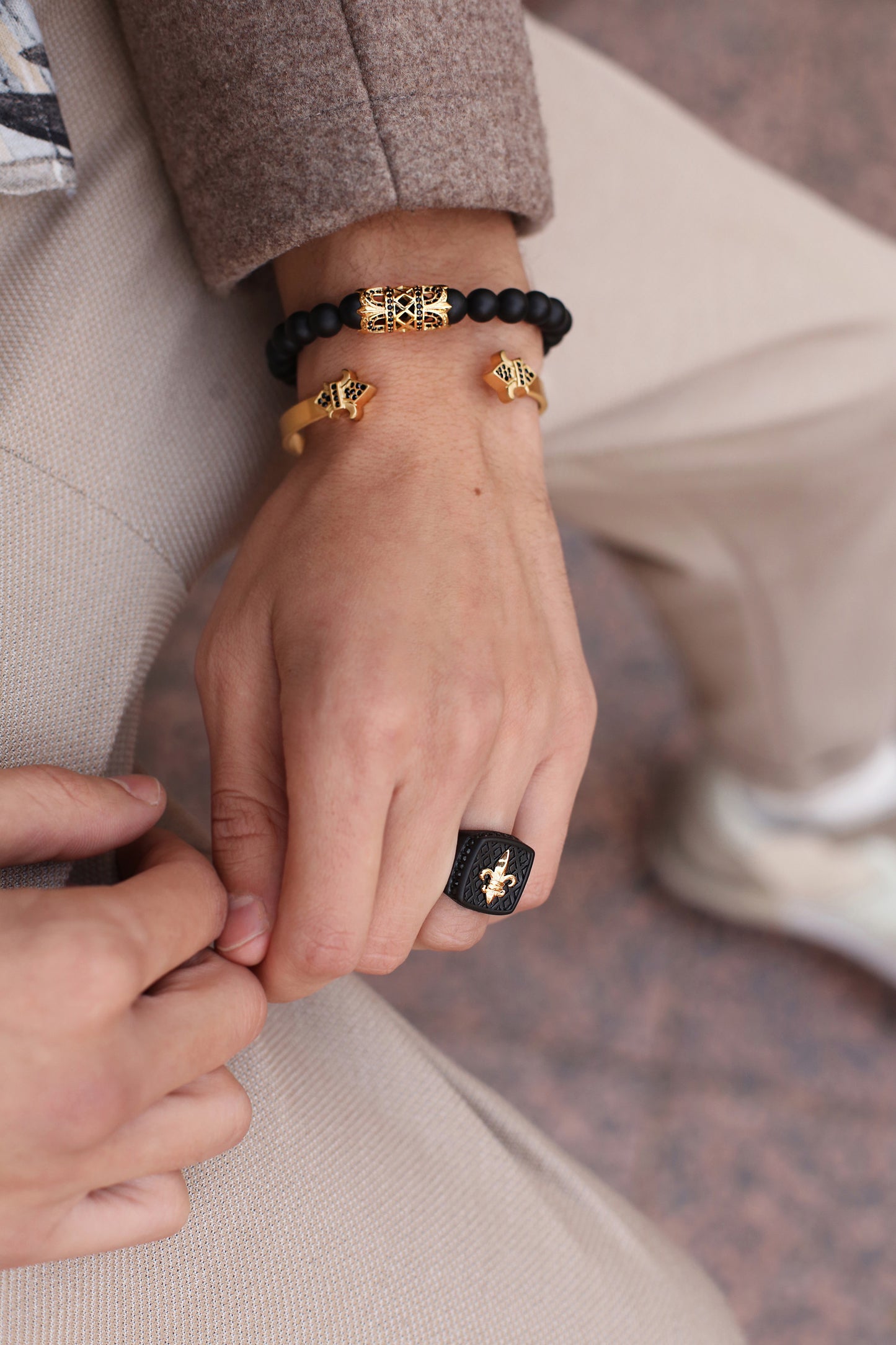 Fleur-De-Lis Bangle