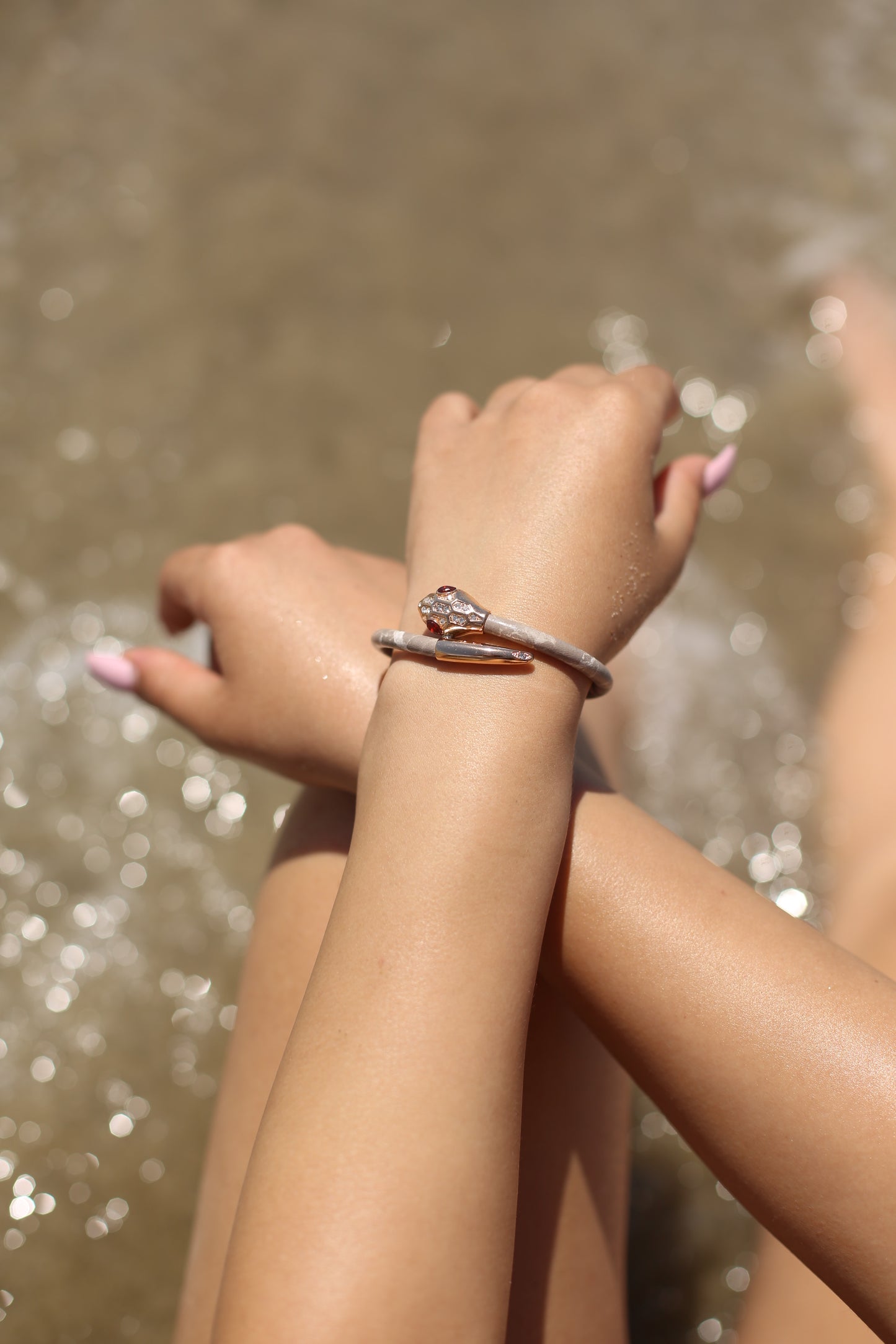 Solasta Snake Bracelet